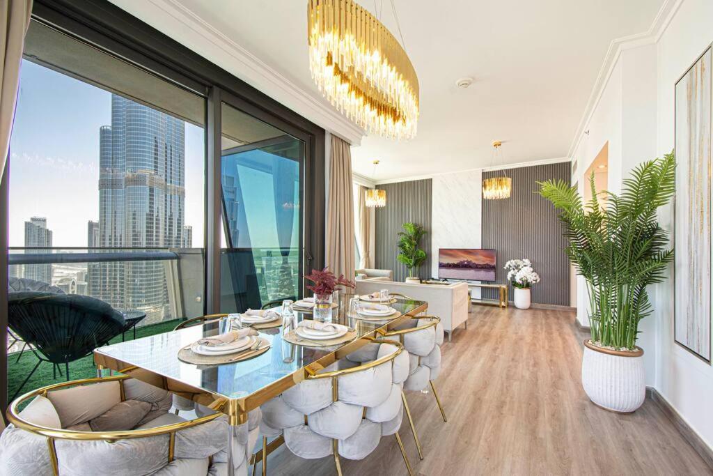 Magnificent New 3 Bedroom With Stunning View To Burj Khalifa & Fountain View Dubaï Extérieur photo