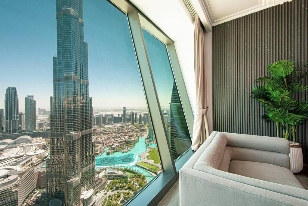 Magnificent New 3 Bedroom With Stunning View To Burj Khalifa & Fountain View Dubaï Extérieur photo