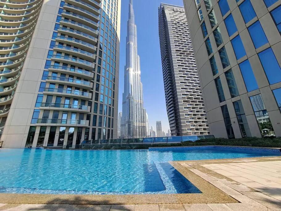 Magnificent New 3 Bedroom With Stunning View To Burj Khalifa & Fountain View Dubaï Extérieur photo