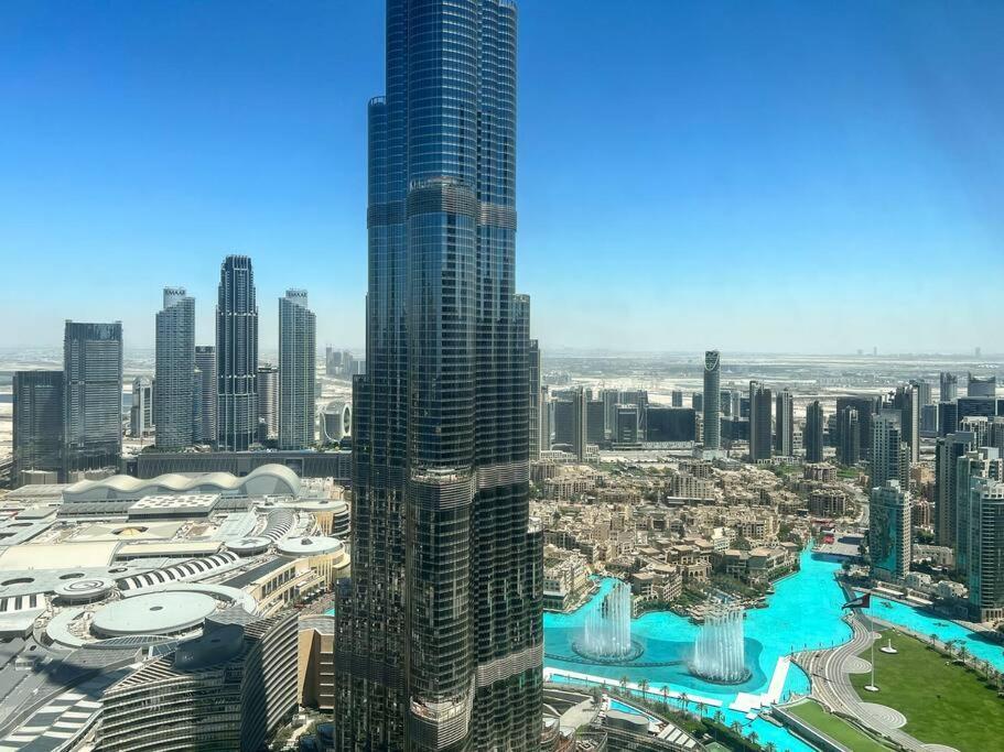 Magnificent New 3 Bedroom With Stunning View To Burj Khalifa & Fountain View Dubaï Extérieur photo